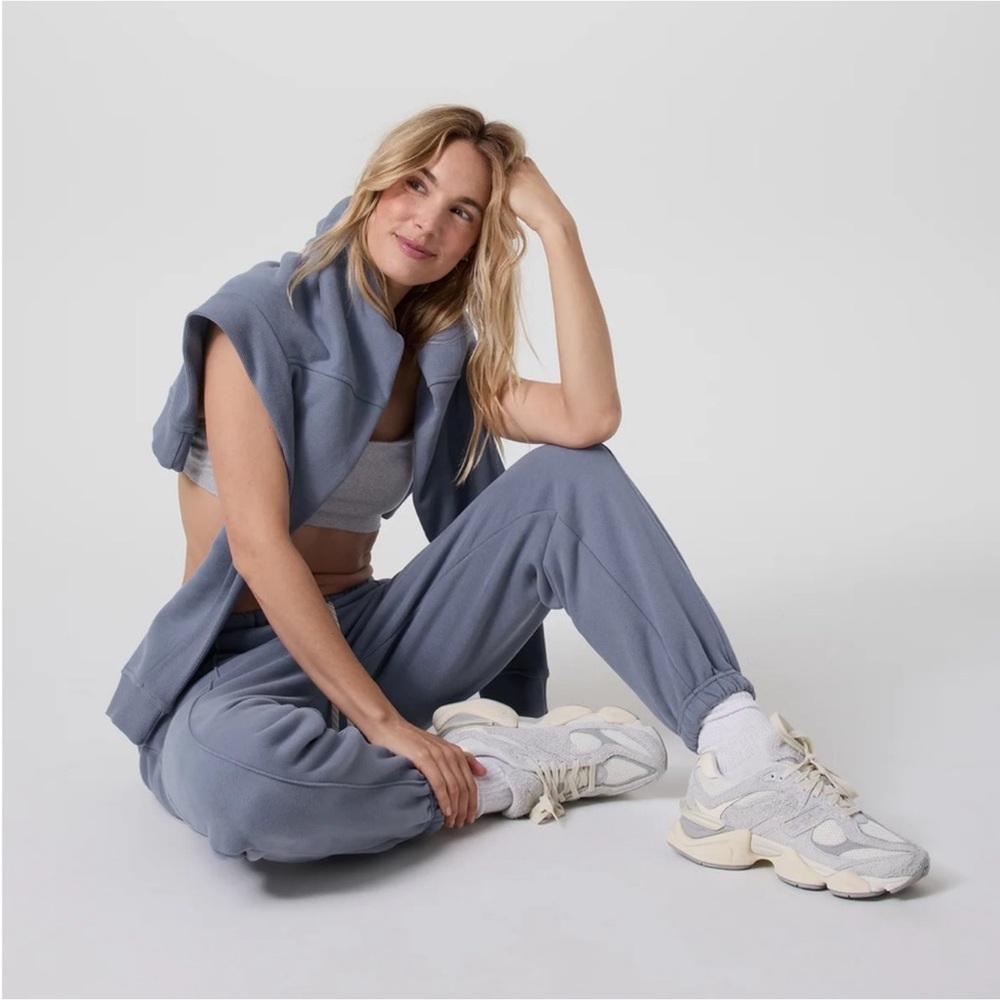 VUORI RESTORE SWEATPANTS SIZE LARGE NWT BLUE HERON - Picture 5 of 8